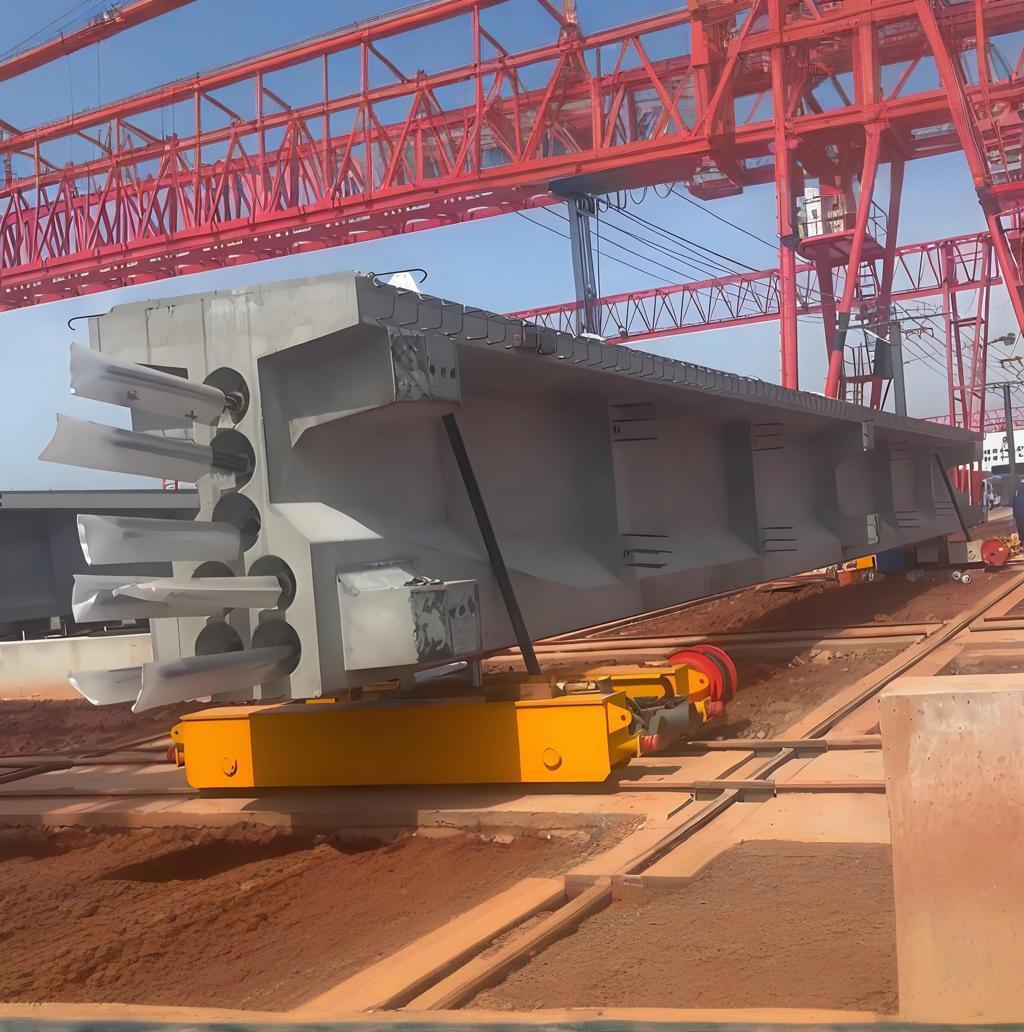 合肥某公司使用双车联动电缆卷筒轨道转运车搬运桥梁客户现场