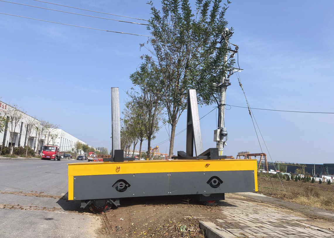 运输玻璃板材橡胶花纹轮胎无轨车