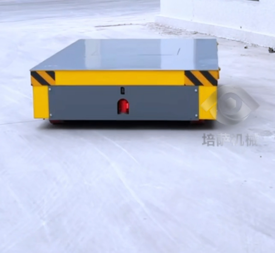 可360度原地旋转的电动无轨平车